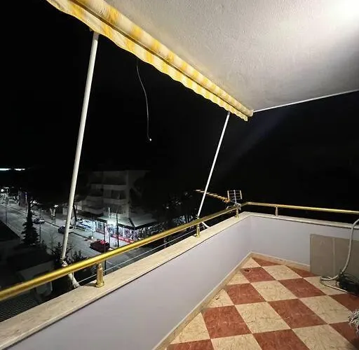 Lovely By The Seaside Appartement Golem (Tirana)